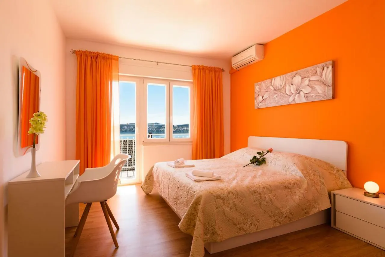 Accommodation Mamut Trogir