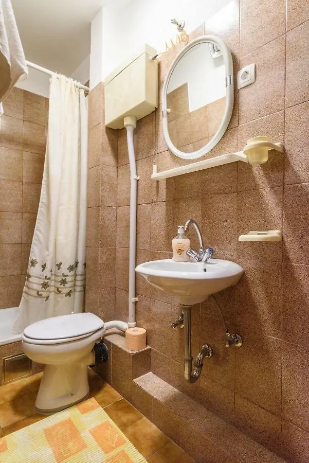 Apartment Accommodation Mamut Trogir