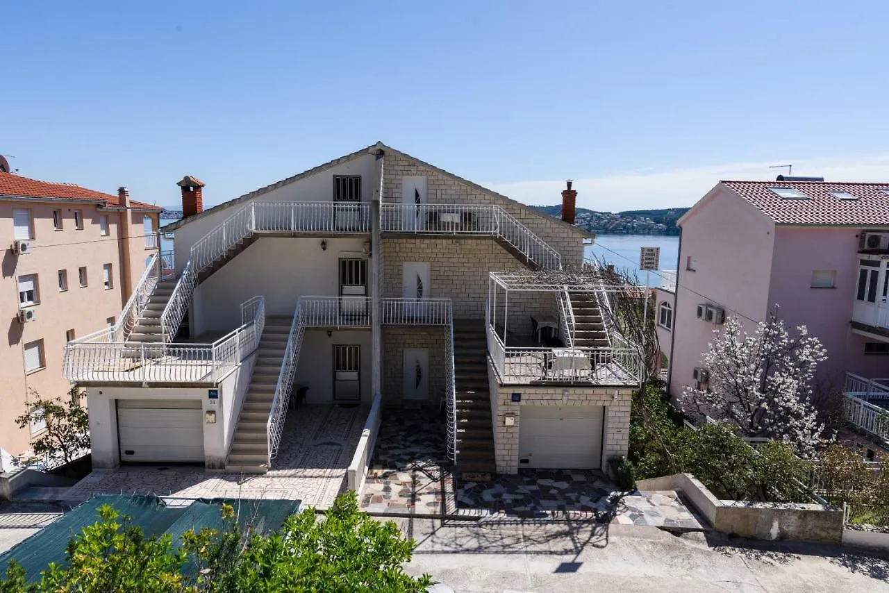 Accommodation Mamut Trogir 0*,  Croatia