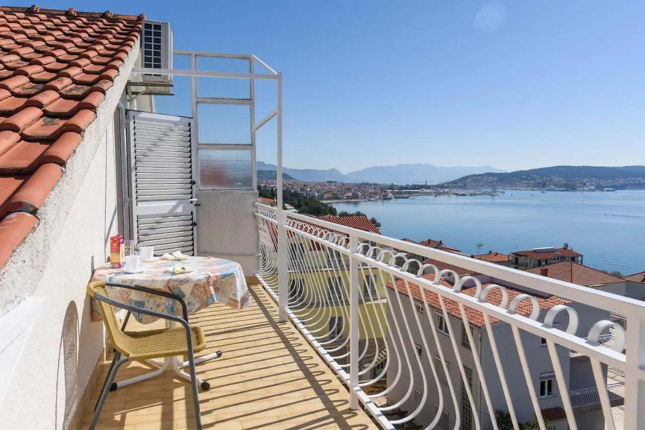 Accommodation Mamut Trogir Apartment